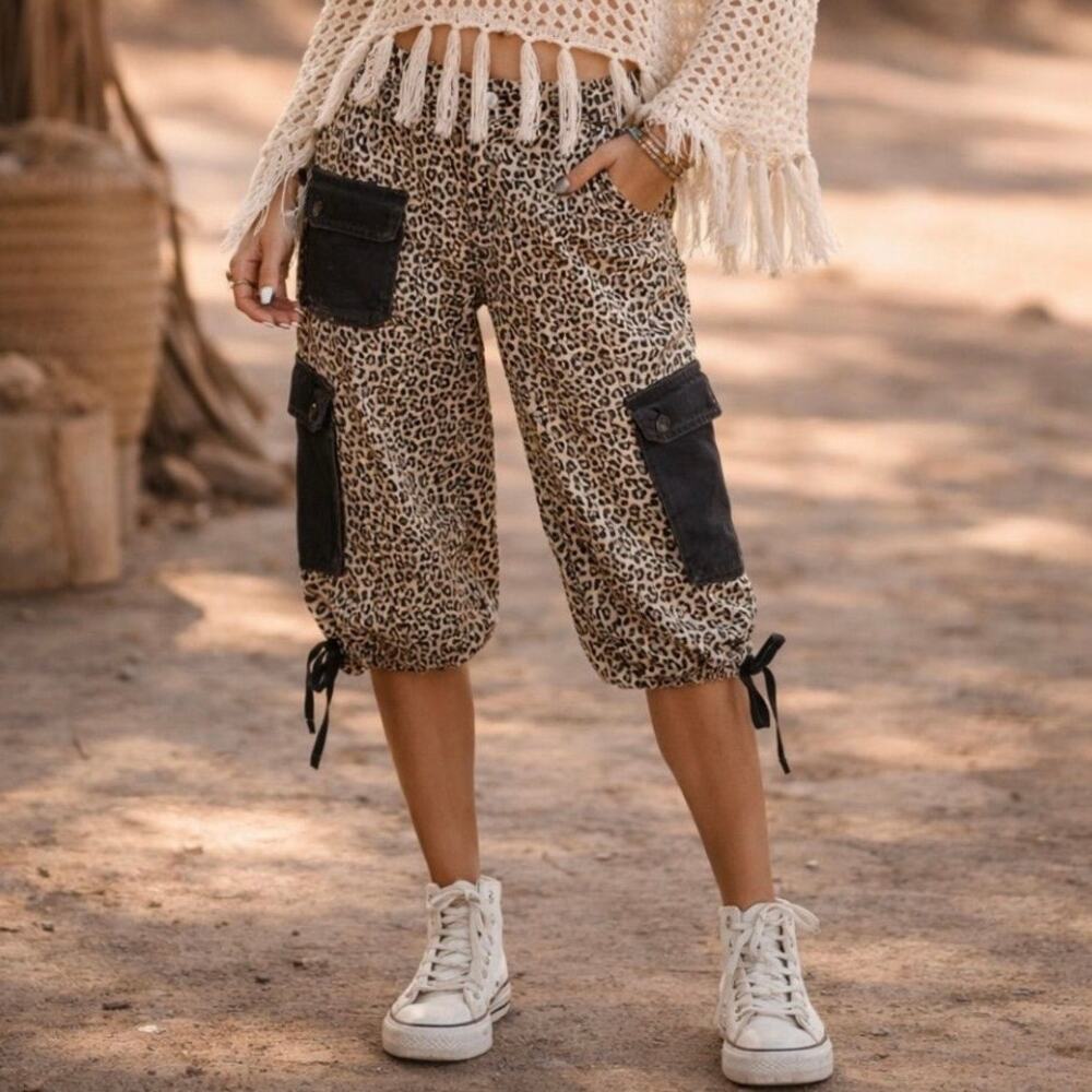 NEW Oli & Hali Saddle Up Safari Cheetah Washed Oversized Cargo Capri Shorts